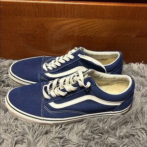 Vans Men's Navy and White Sneakers